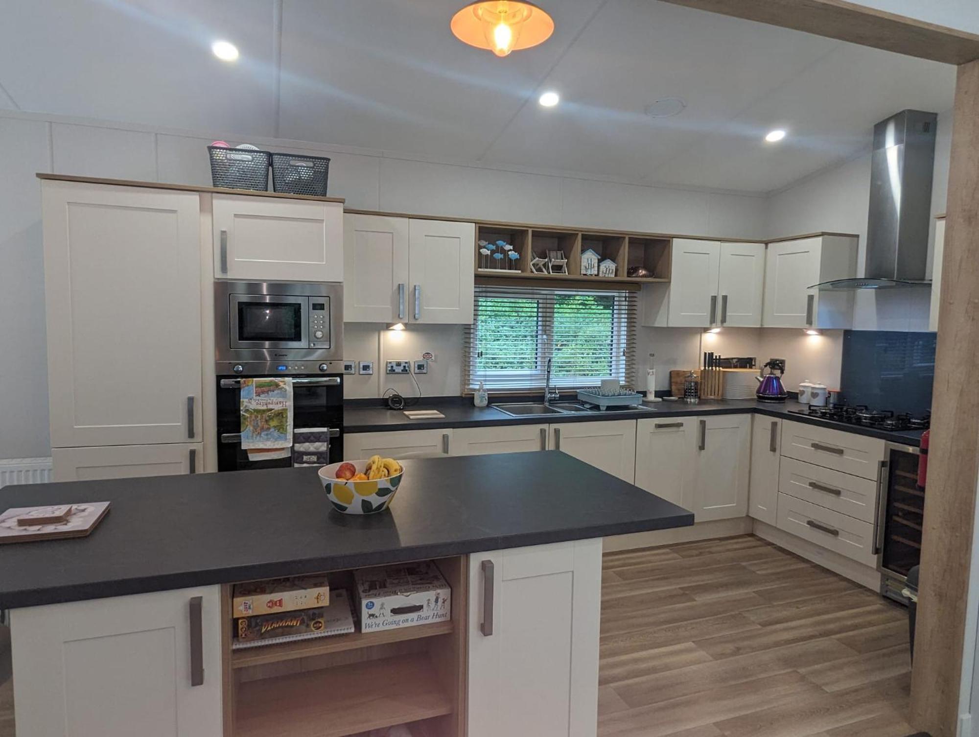Luxury Stunning Sensation Lodge On 5 Star Shorefield Country Park New Forest Entertainment And Leisure Passes Included Milford on Sea Esterno foto